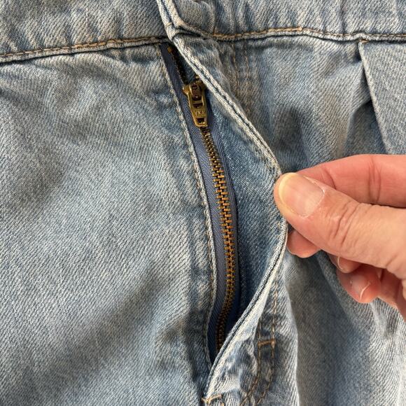 Universal Thread Women's Long Sleeve Denim Shorts Romper Light Wash Size 8 - Picture 10 of 15